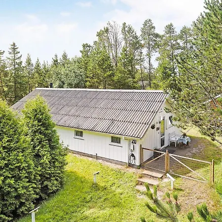 בית נופש Luxurious Retreat By Bratten Strand-by Traum