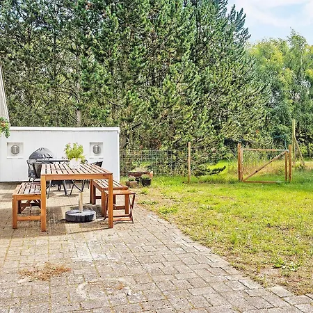 בית נופש Luxurious Retreat By Bratten Strand-by Traum