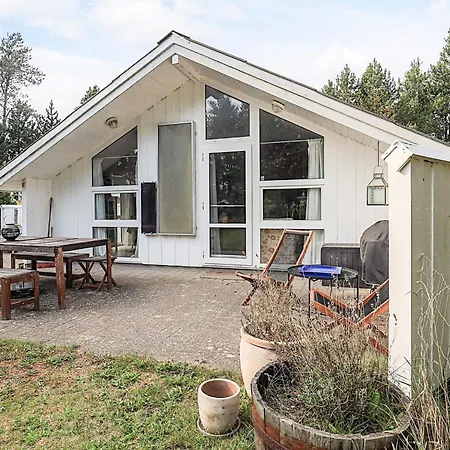 Luxurious Retreat By Bratten Strand-by Traum בית נופש Jerup