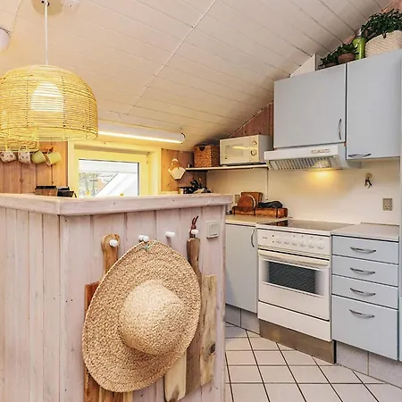 Luxurious Retreat By Bratten Strand-by Traum בית נופש